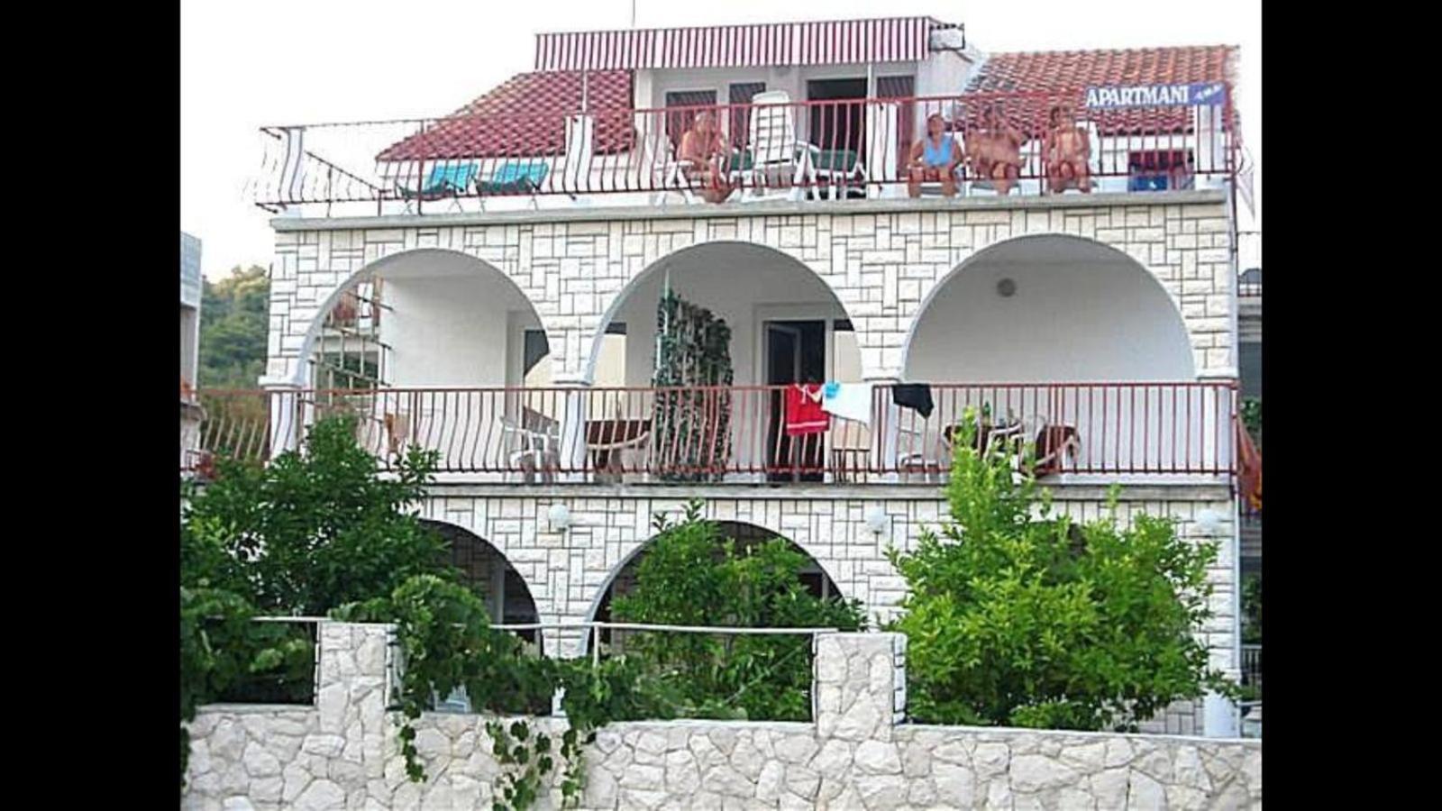Apartmani Ema Trogir Buitenkant foto